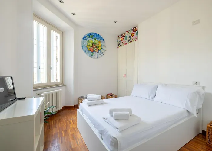 Nostromondo Biancamano Attic - Stylish Penthouse With Private Terrace- San Giovanni Appartamento