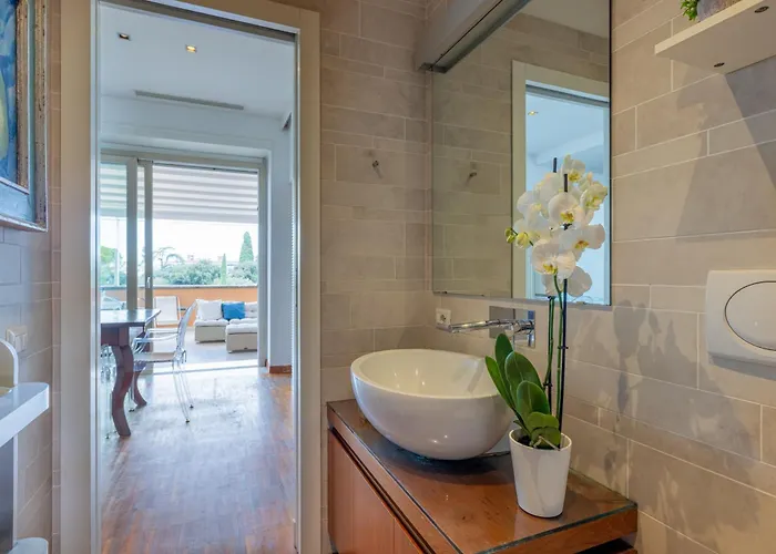 Appartamento Nostromondo Biancamano Attic - Stylish Penthouse With Private Terrace- San Giovanni *