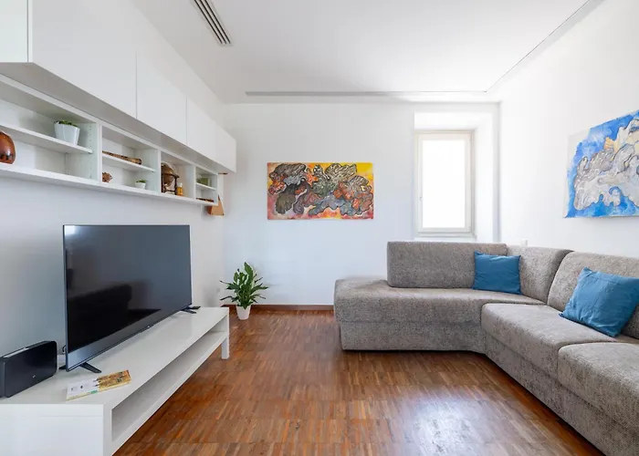 Nostromondo Biancamano Attic - Stylish Penthouse With Private Terrace- San Giovanni